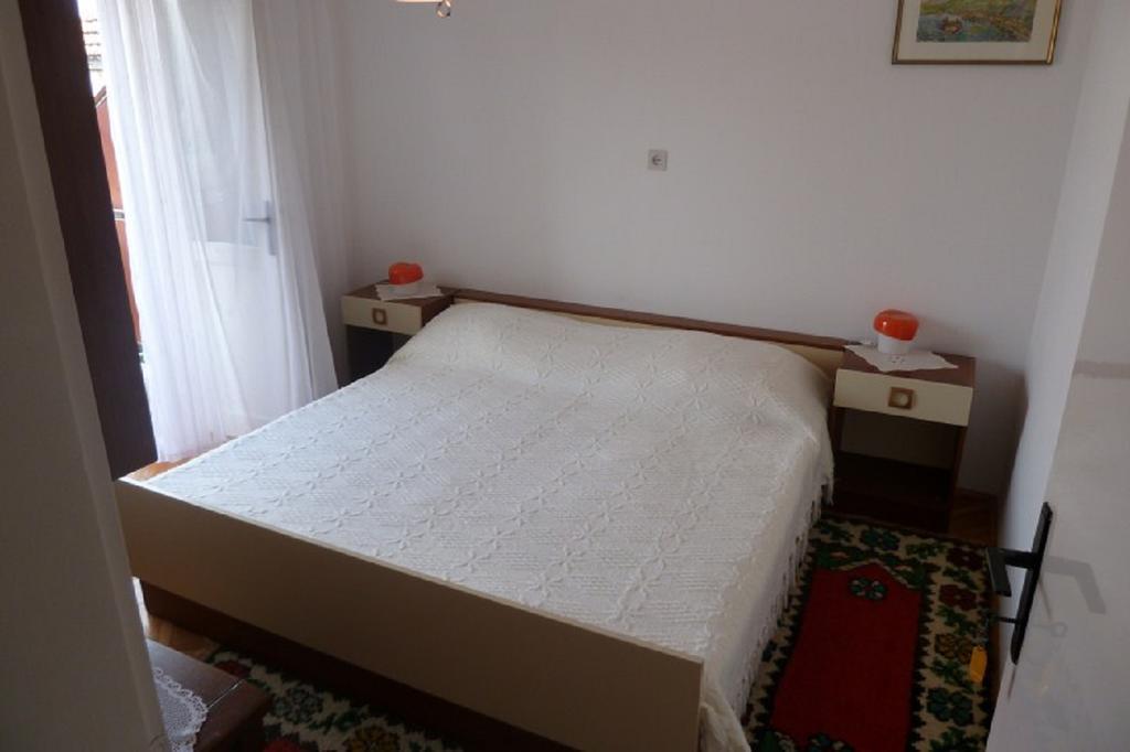 Apartments Indira Loviste Bilik gambar